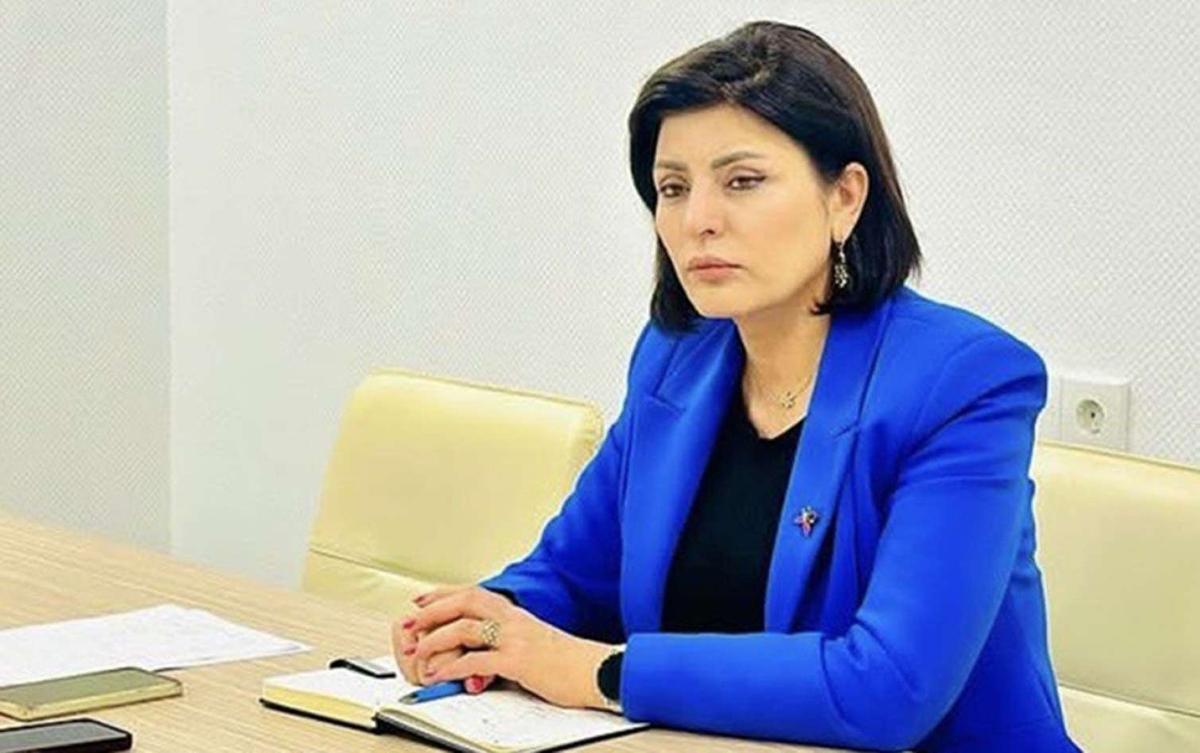 Səkinə Sadıxova işdən çıxarıldı