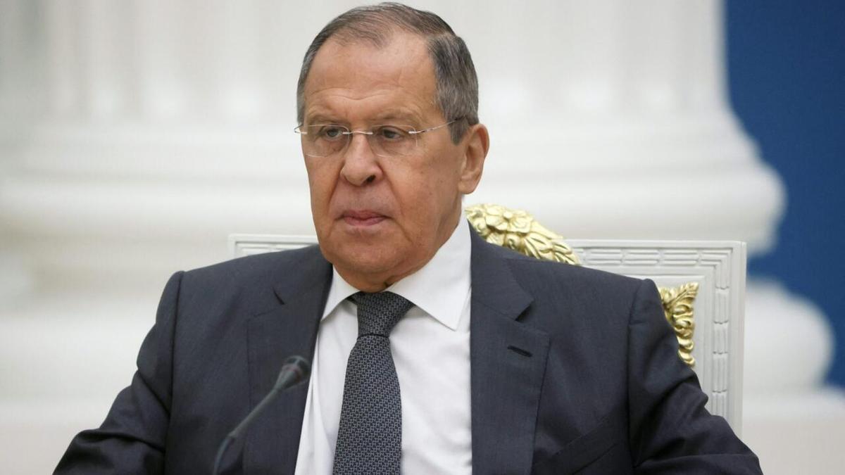 Lavrov: "Ermənistan seçim etməlidir"