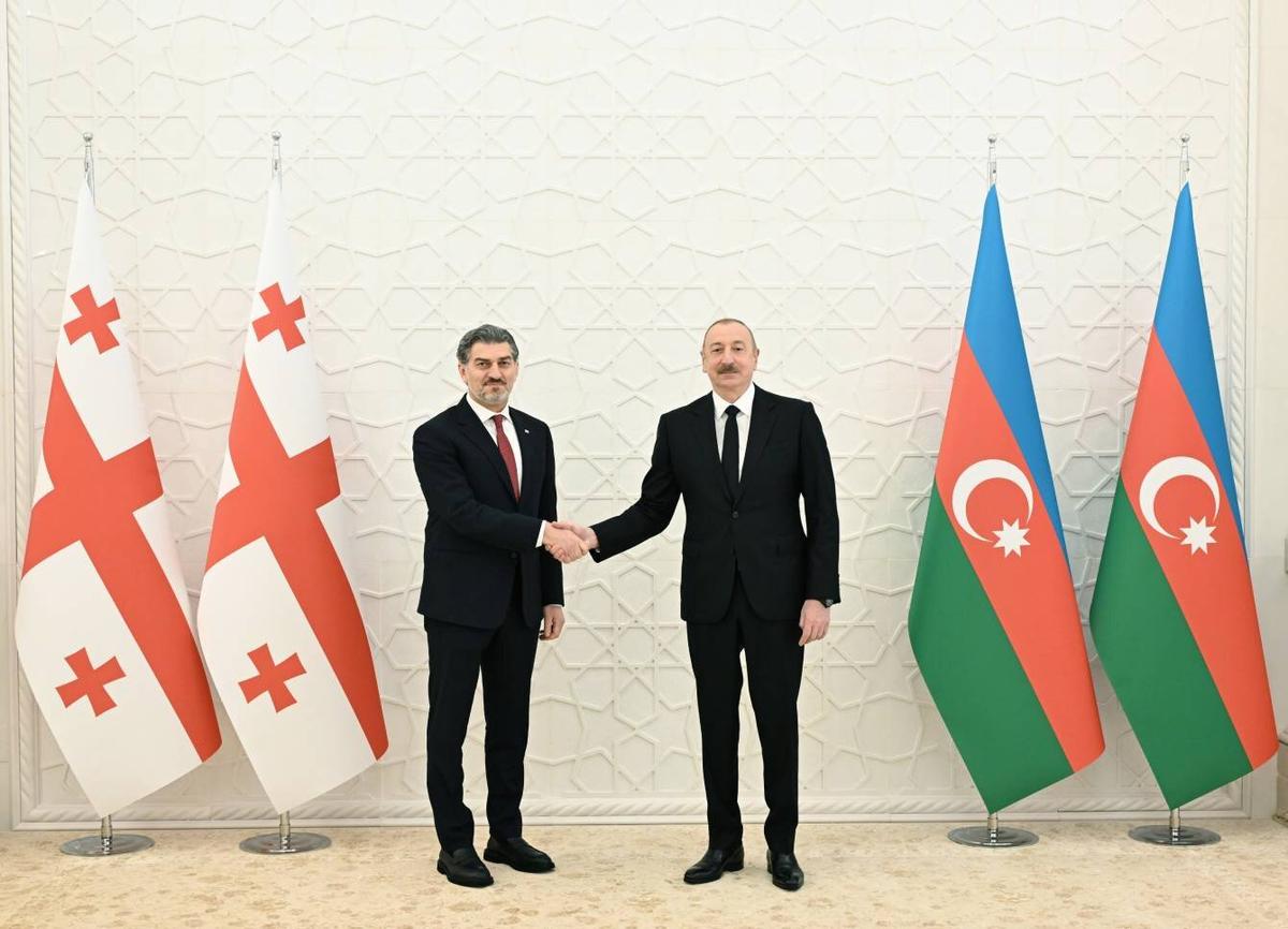 Gürcüstanın prezidenti İlham Əliyevi təbrik etdi