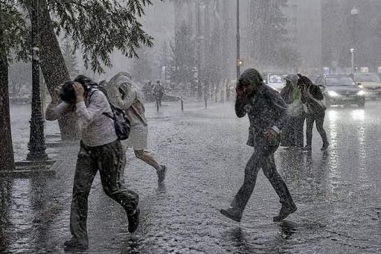 Bu bölgələrdə yağış və dolu gözlənilir Bu bölgələrdə yağış və dolu gözlənilir